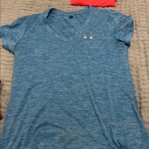 under armor athletic t-shirt